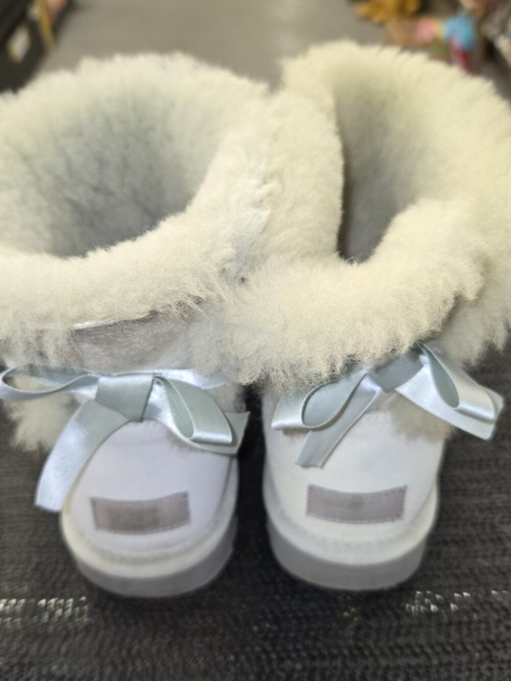 Ladies Ugg Boots as is Factory blem
